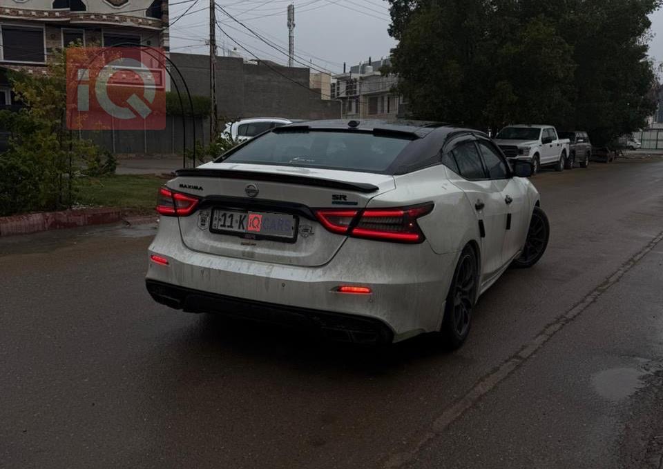 نيسان ماكسيما